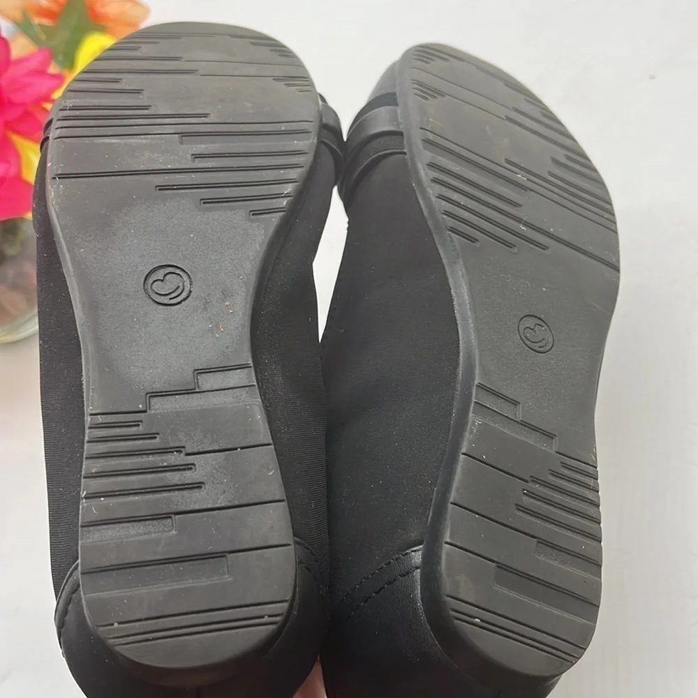 Baretraps fabric Black Cap Toe Ballet Flat Sz 8W. BLO1196C